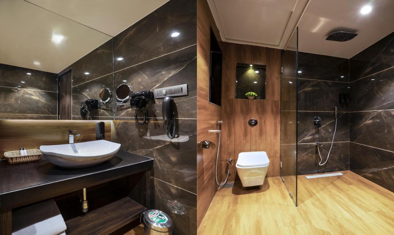 Treebo Premium Savera Inn Мумбаи Экстерьер фото